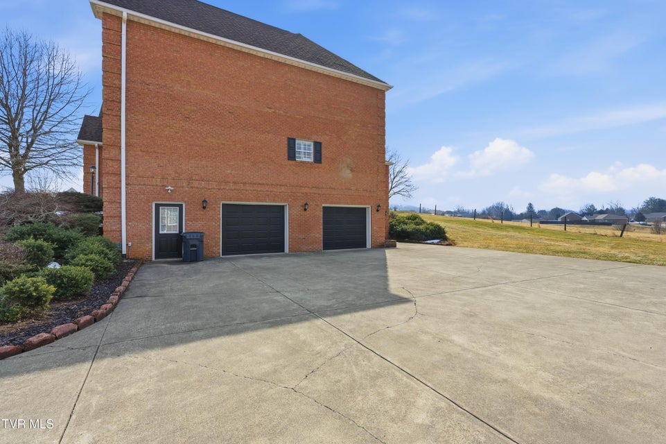 Photo #47: 117 Canterbury Place