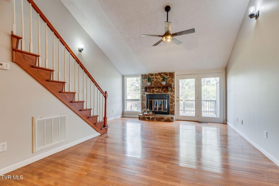 Photo #7: 780 Hamilton Road