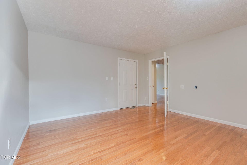 Photo #15: 780 Hamilton Road