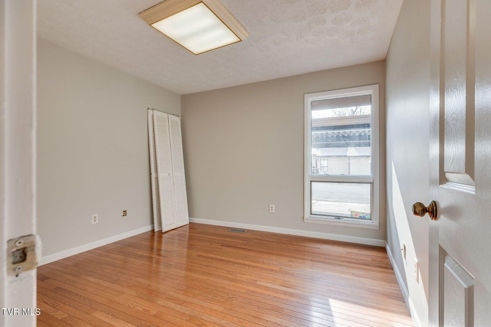 Photo #17: 780 Hamilton Road