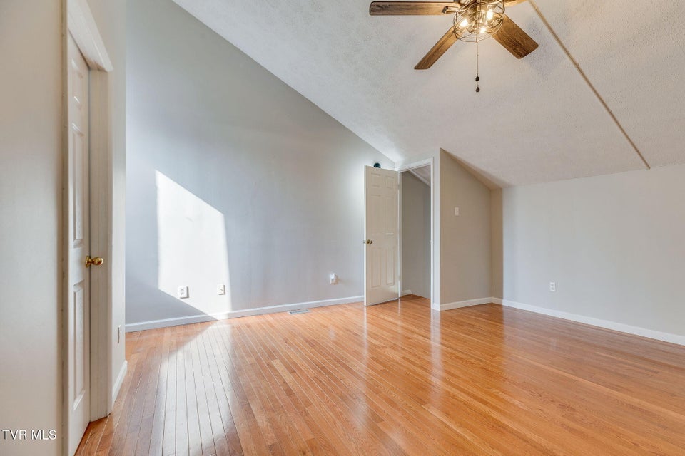 Photo #25: 780 Hamilton Road