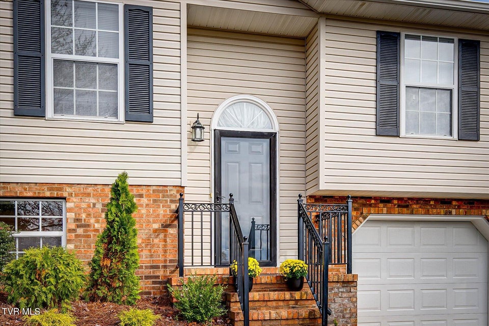 Photo #5: 1040 Morrell Court