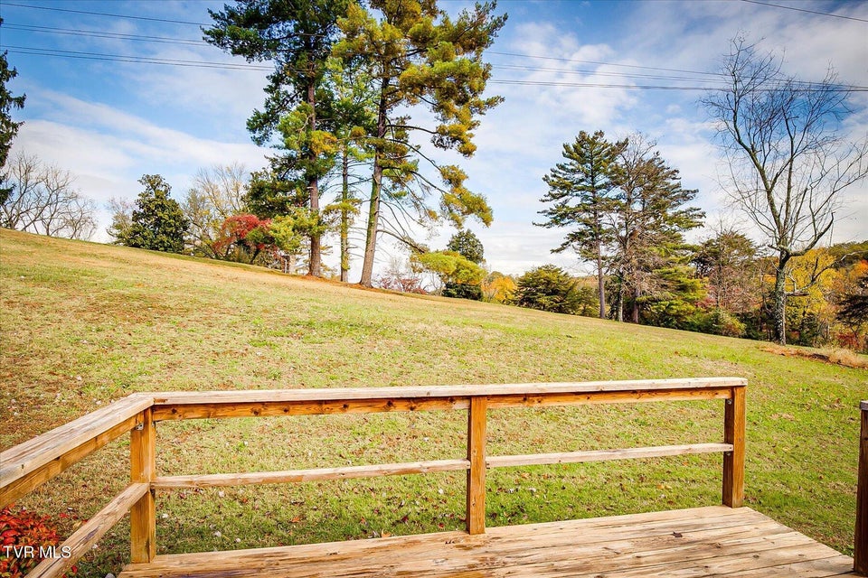 Photo #27: 1040 Morrell Court