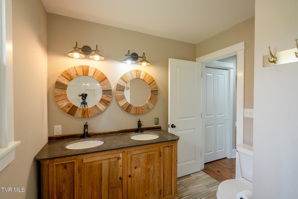 Photo #23: 5925 Cochise Trail