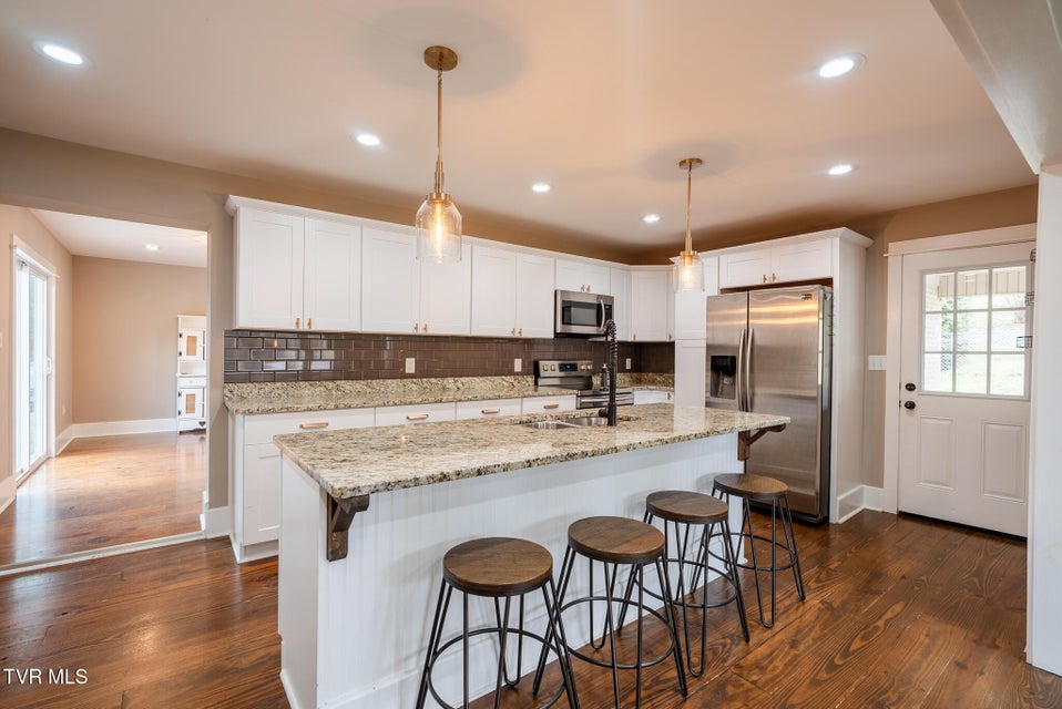 Photo #10: 5925 Cochise Trail