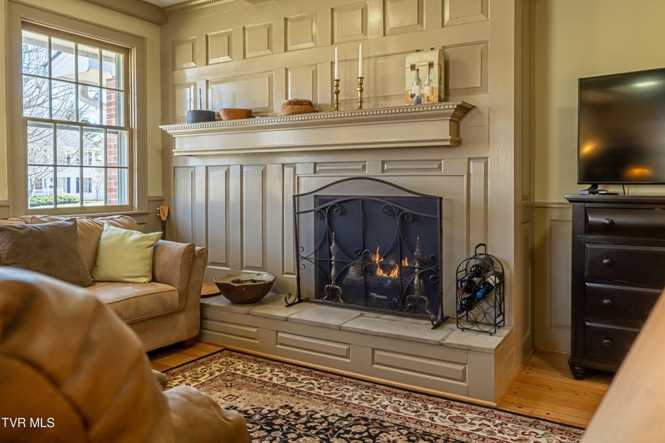 Photo #37: 595 Court Street