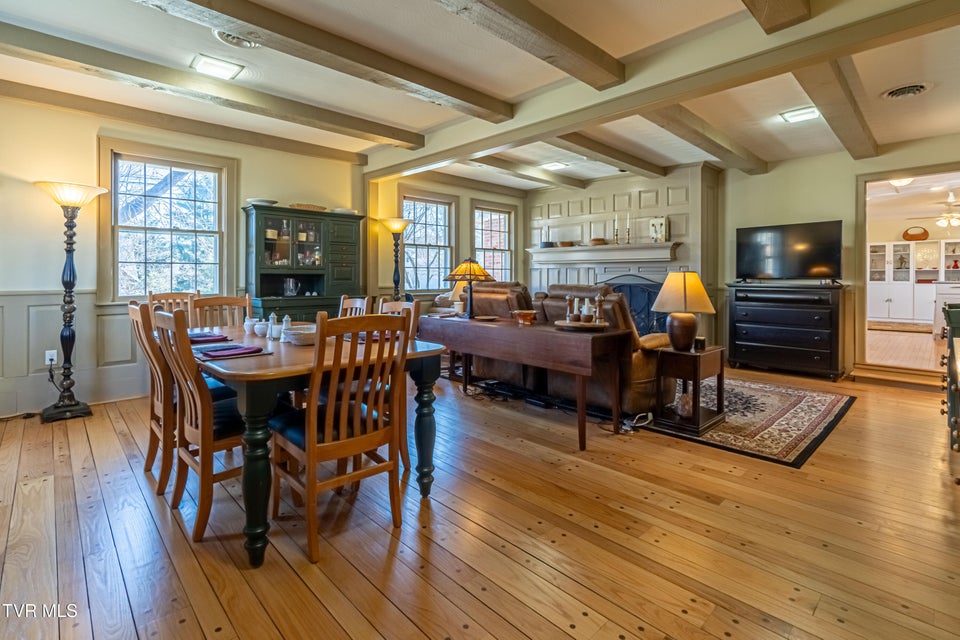 Photo #32: 595 Court Street