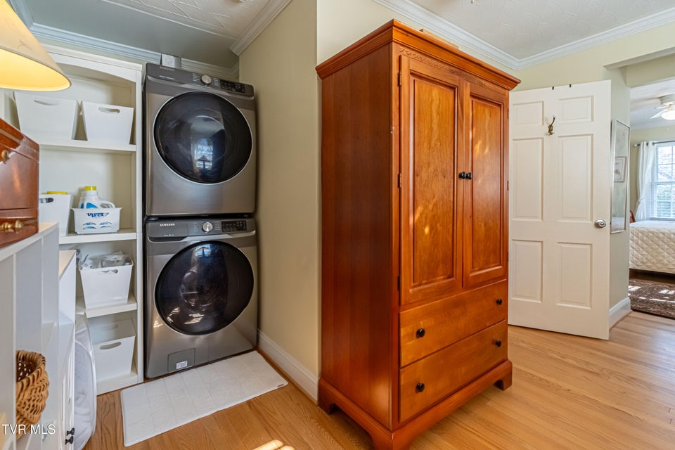 Photo #29: 595 Court Street