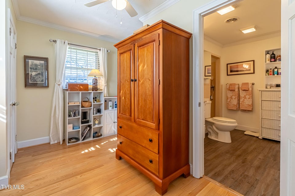 Photo #28: 595 Court Street