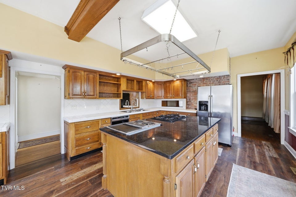 Photo #17: 1221 Sullivan Street