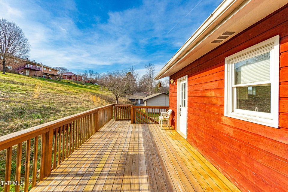 Photo #8: 2908 Cain Street