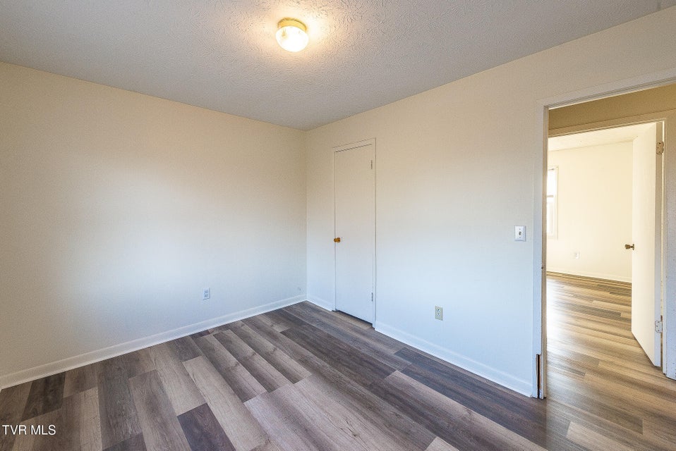 Photo #24: 2908 Cain Street