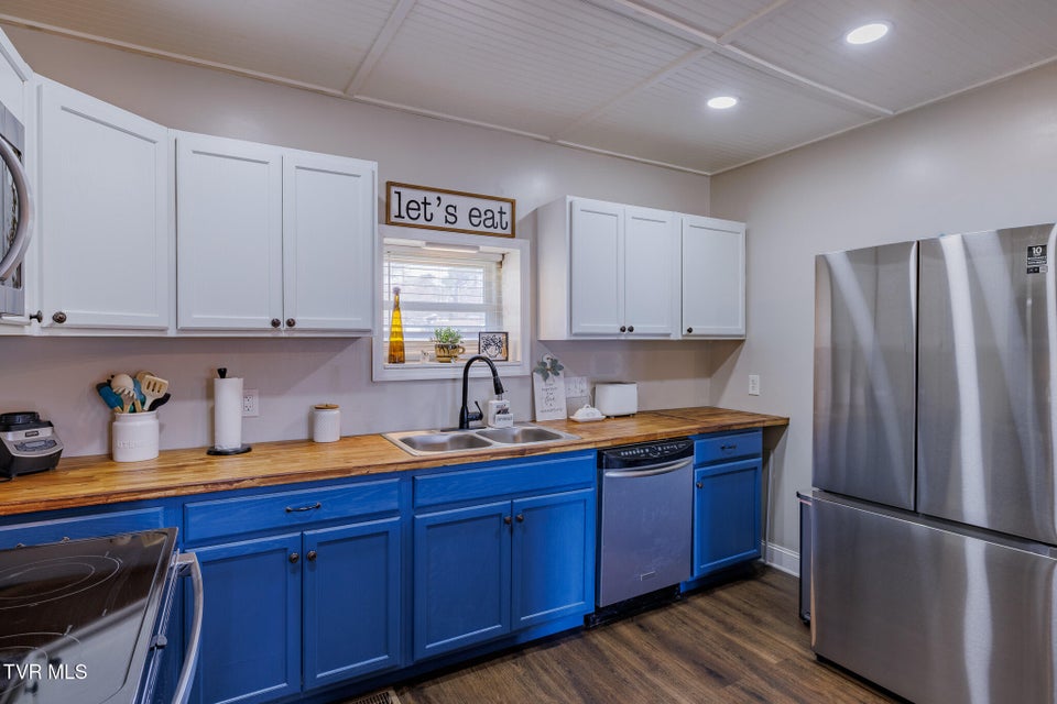 Photo #7: 1620 Clouds Ford Road