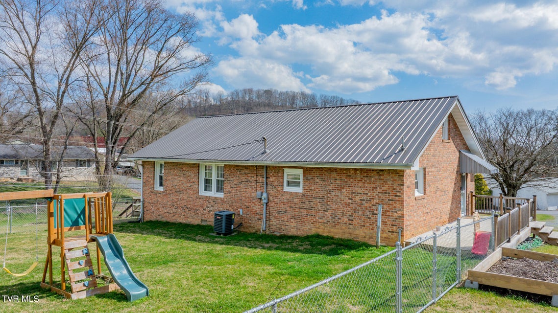 Photo #30: 1620 Clouds Ford Road
