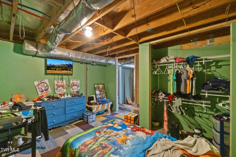 Photo #33: 2002 Ivanhoe Road