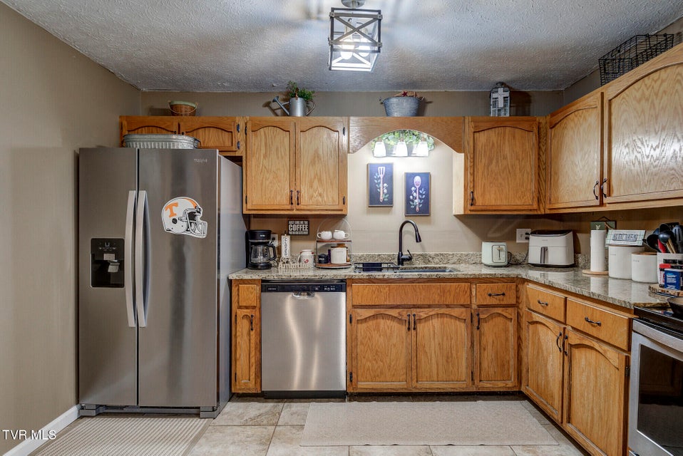 Photo #26: 135 Earl Williams Road