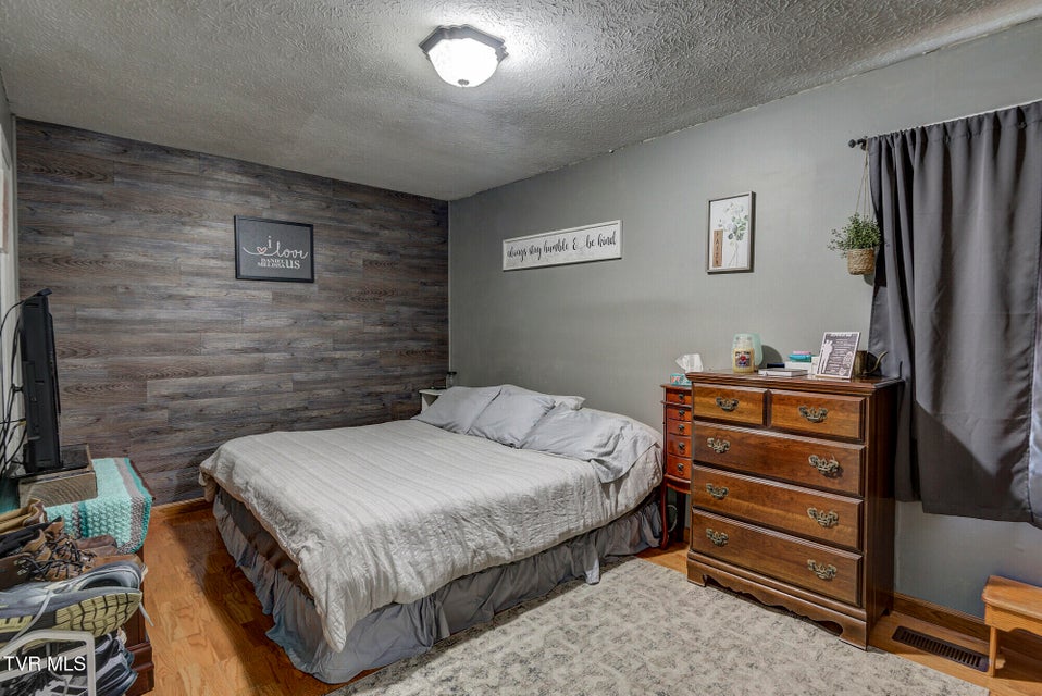 Photo #35: 135 Earl Williams Road