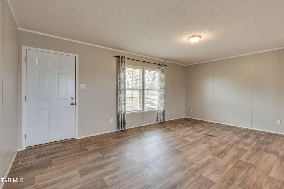 Photo #5: 192 Meadow View Road