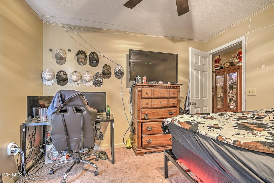 Photo #15: 154 Slate Hill Road