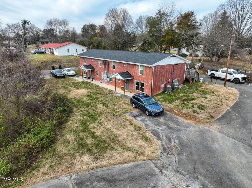 Photo #2: 127 Patrick Lane