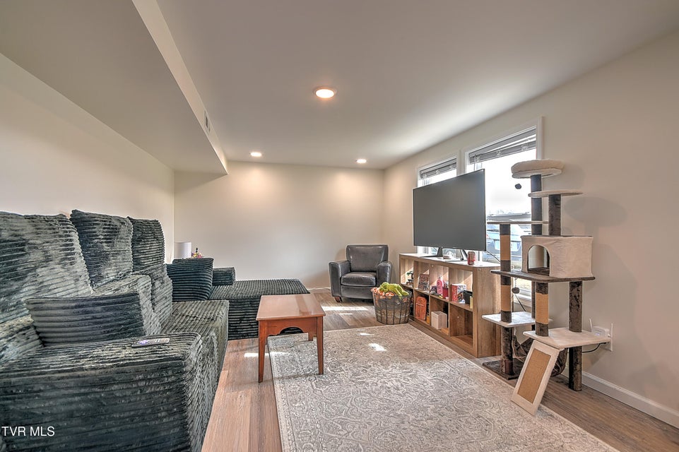 Photo #20: 127 Patrick Lane