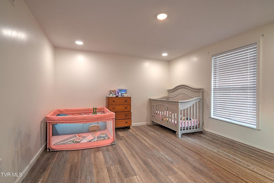 Photo #44: 127 Patrick Lane