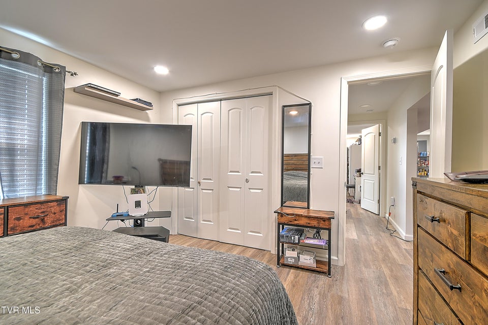 Photo #57: 127 Patrick Lane