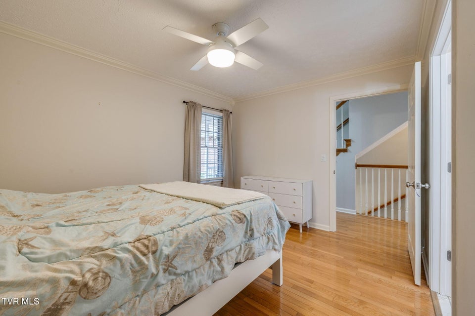 Photo #15: 428 Alexander Avenue