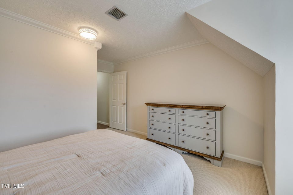 Photo #20: 428 Alexander Avenue