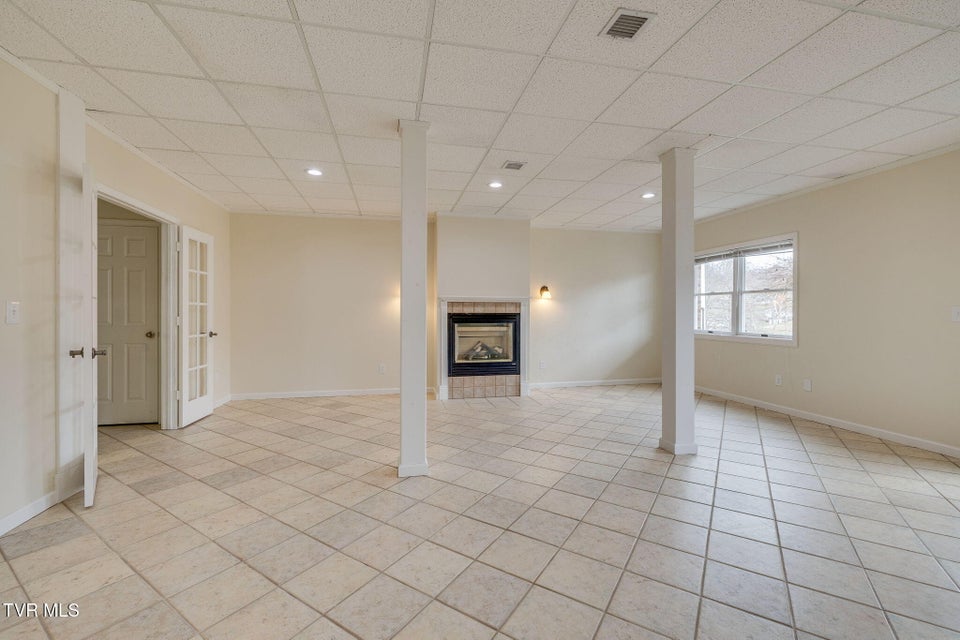 Photo #32: 428 Alexander Avenue