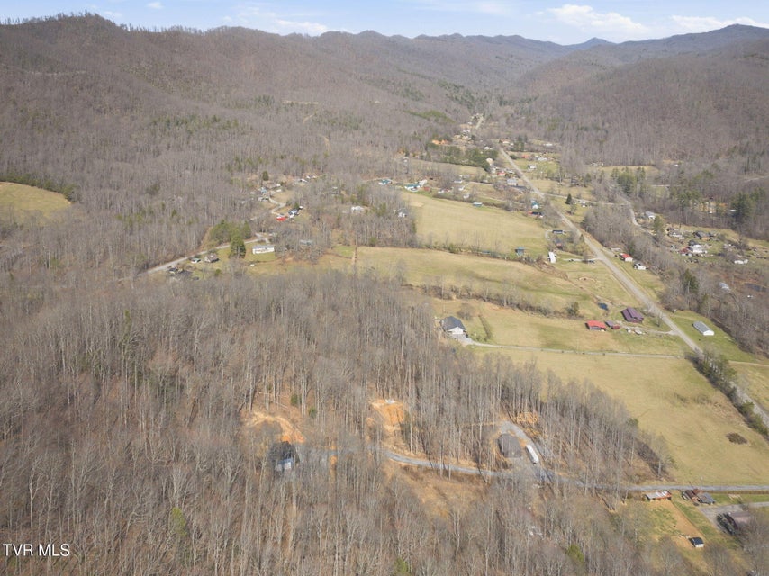 Photo #22: 724 Dry Creek Road