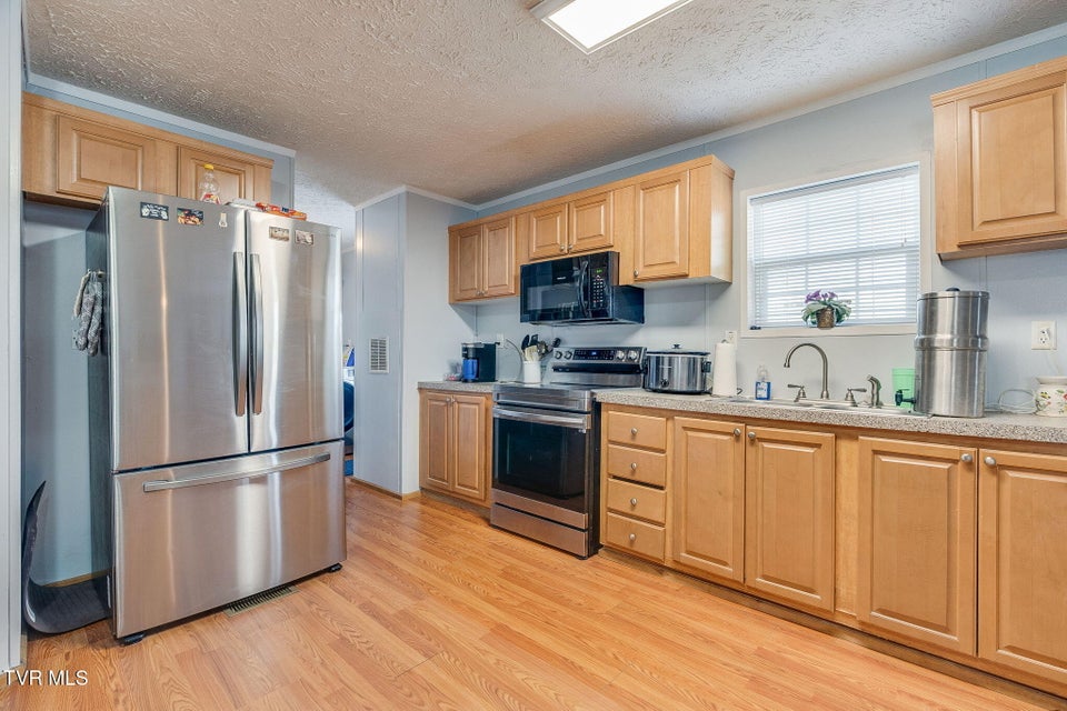 Photo #14: 4161 Carters Valley Road