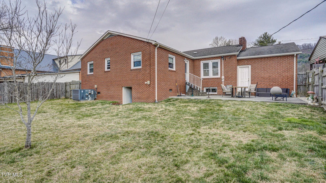 Photo #4: 235 Mohawk Drive