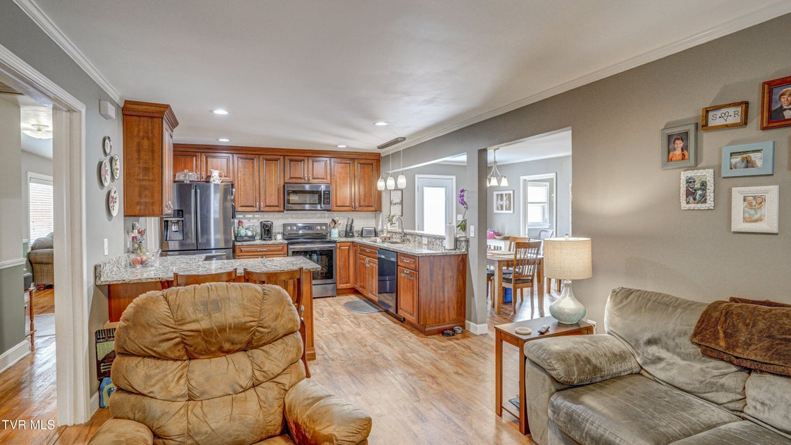 Photo #18: 235 Mohawk Drive