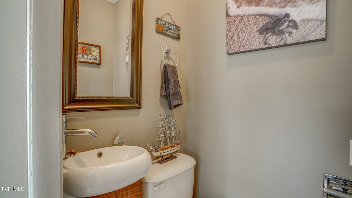 Photo #36: 235 Mohawk Drive