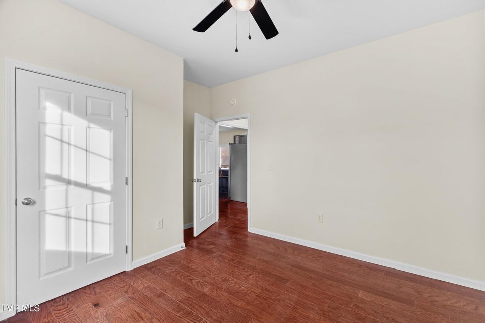 Photo #33: 241 Stewart Hills Drive