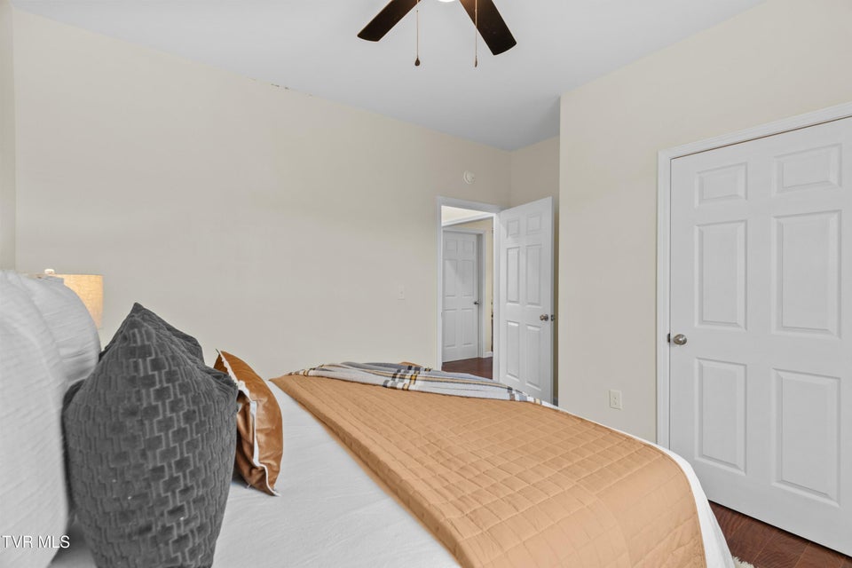 Photo #36: 241 Stewart Hills Drive