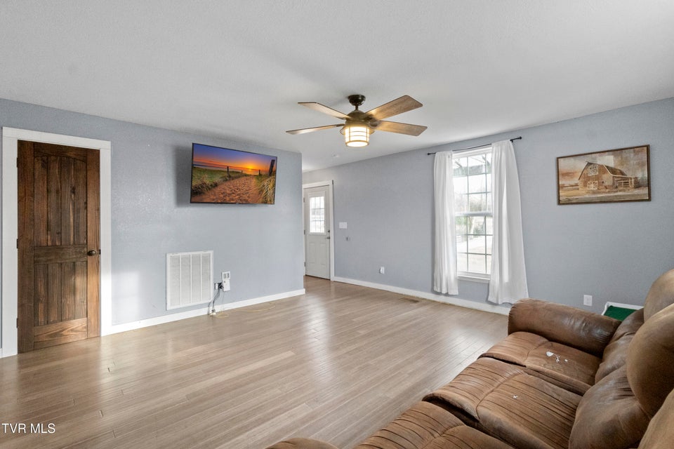 Photo #29: 2512 Old Parrottsville Highway