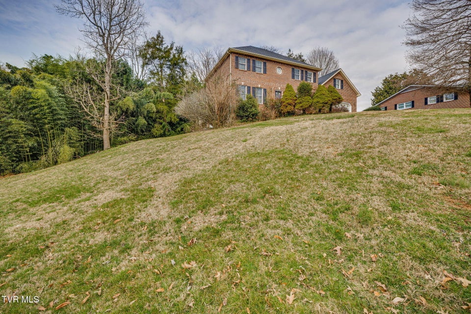 Photo #3: 704 Ridgefields Road