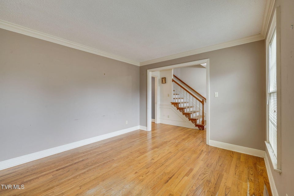 Photo #8: 704 Ridgefields Road