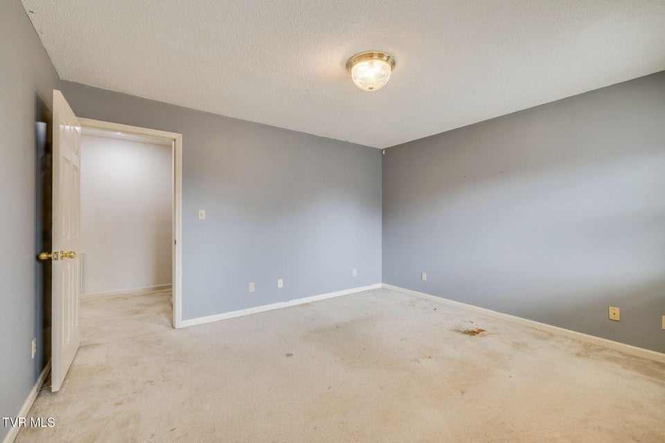 Photo #30: 704 Ridgefields Road