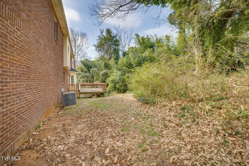 Photo #47: 704 Ridgefields Road