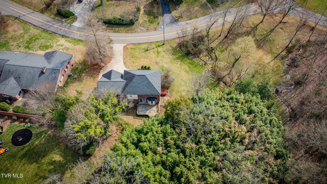 Photo #54: 704 Ridgefields Road