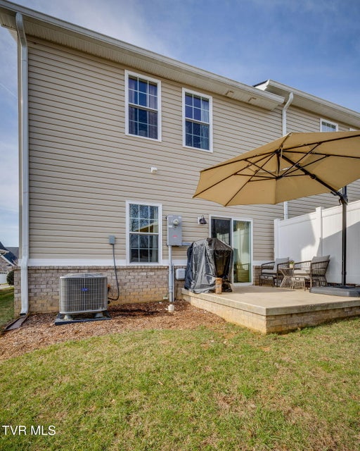 Photo #29: 373 Piper Glen