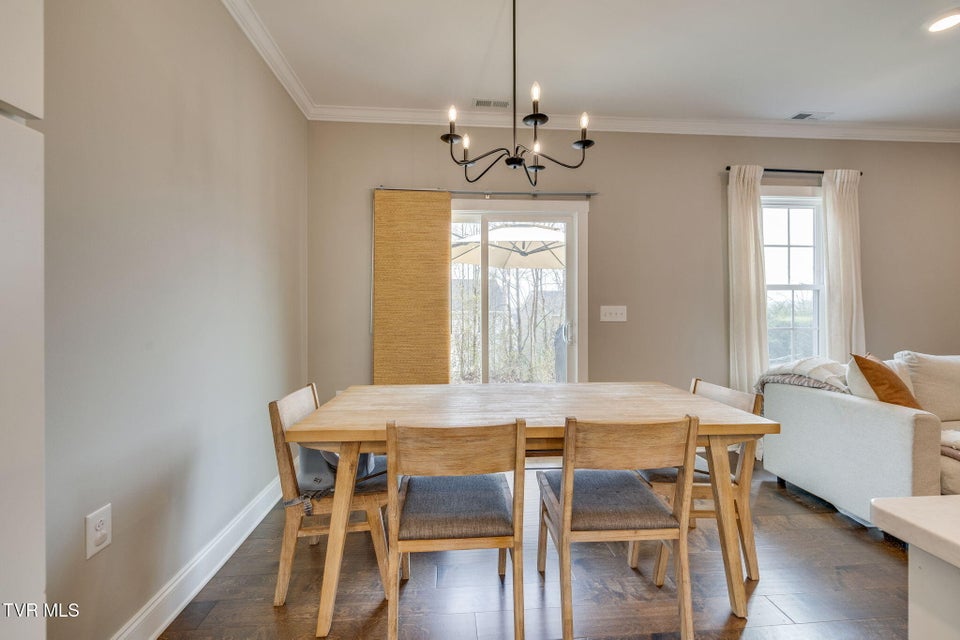 Photo #11: 373 Piper Glen