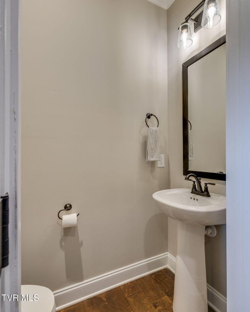 Photo #4: 373 Piper Glen