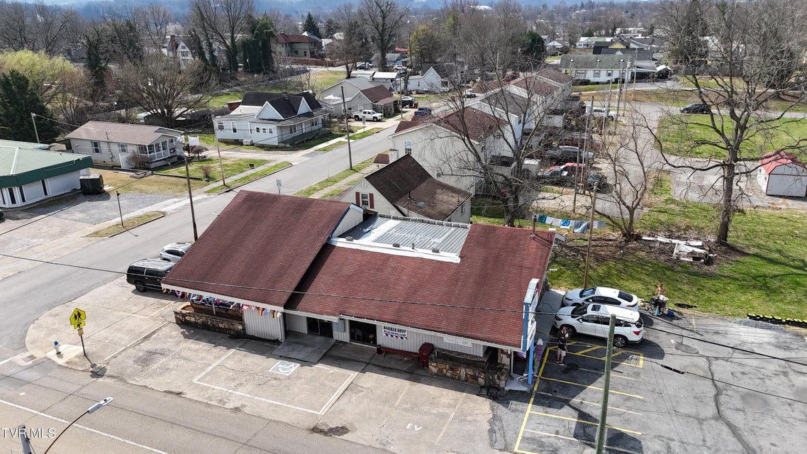 Photo #15: 1001 Roan Street