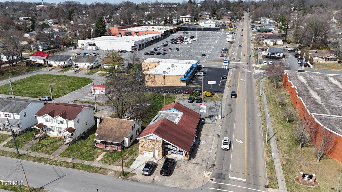 Photo #20: 1001 Roan Street