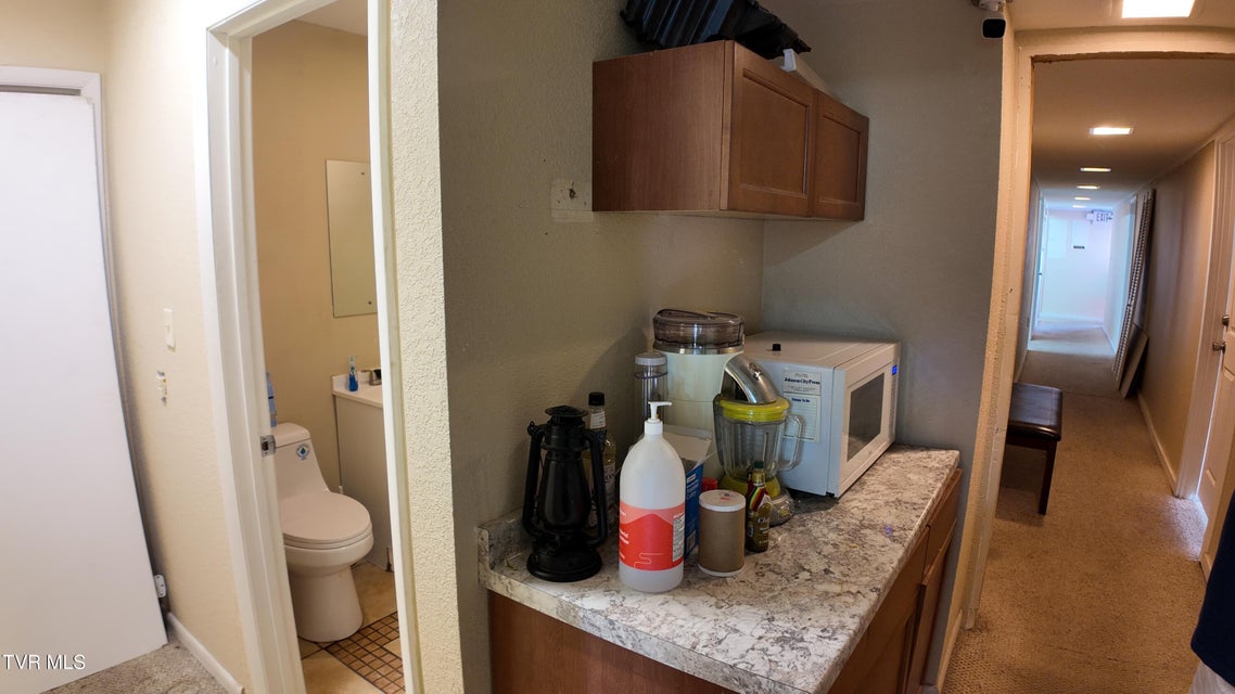 Photo #36: 1001 Roan Street