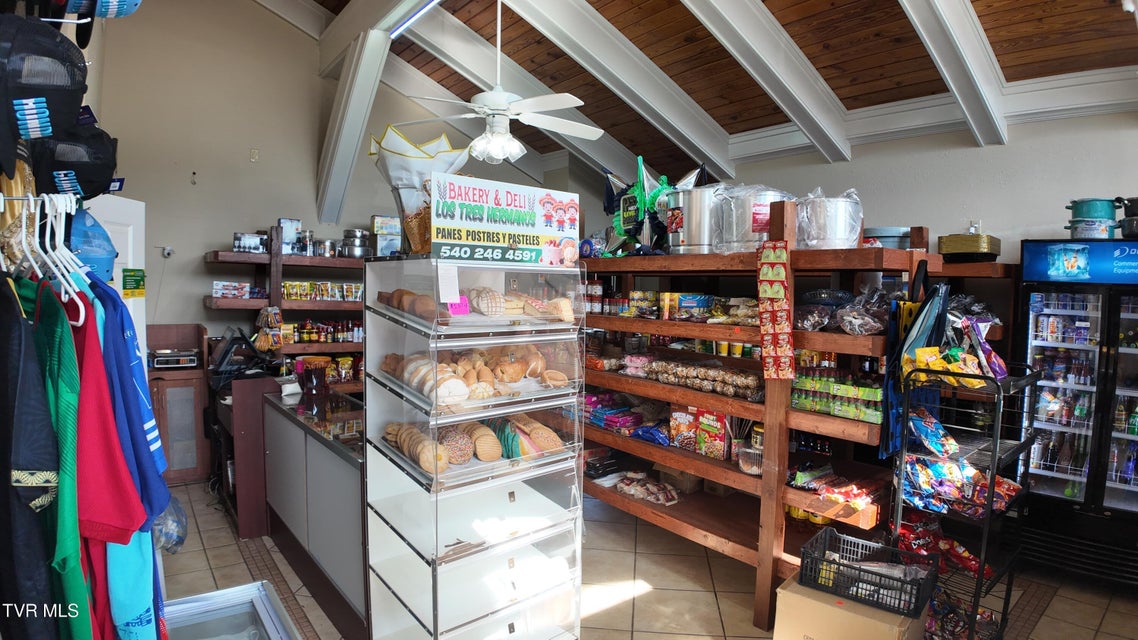 Photo #54: 1001 Roan Street